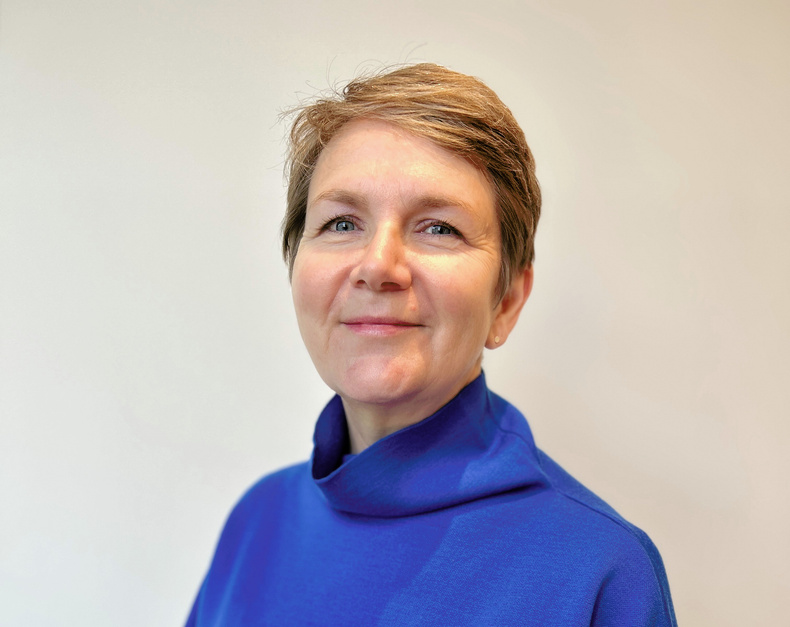 Helen-Bates.jpg