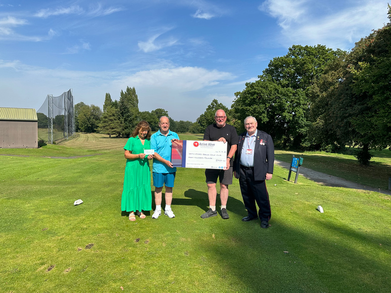 golf-club-arrive-alive(904770)
