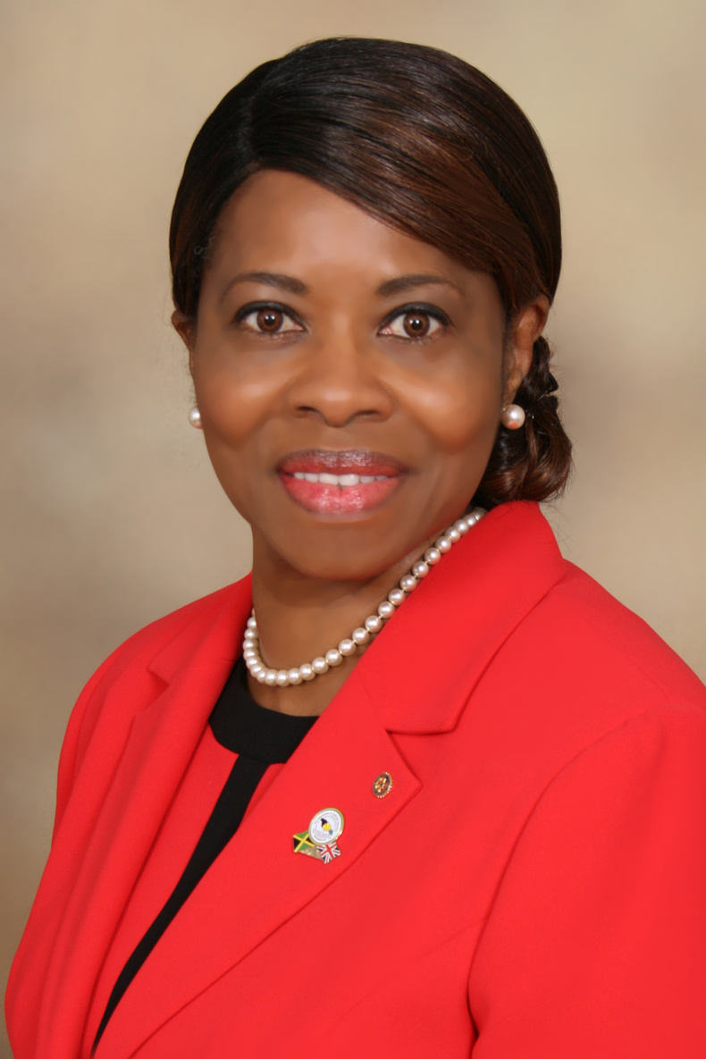 Beverly Lindsay.jpg