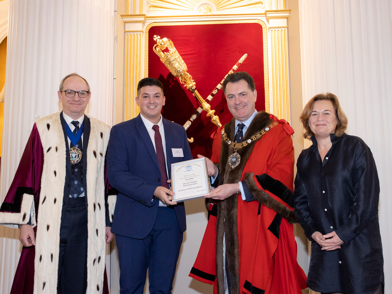 kian-davis-official-ceremony_1-1(897198)
