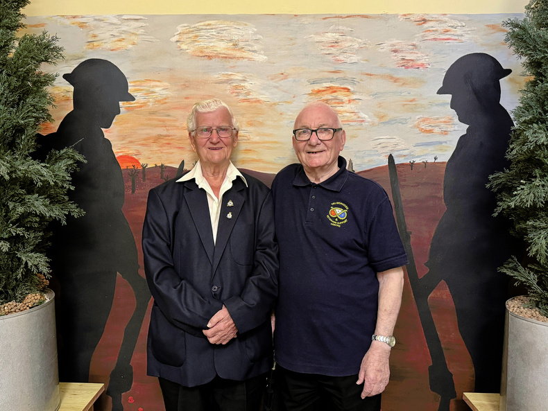 Bill Rockey and Gordon Steele.jpg