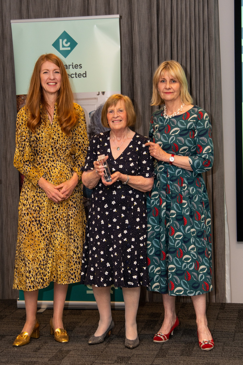 isobel-hunter-betty-johnson-and-wendy-sandbrook-libraries-connected-award-2023(903638)