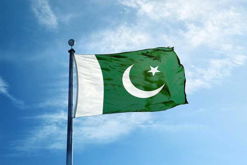 pakistan-flag-mast.jpg