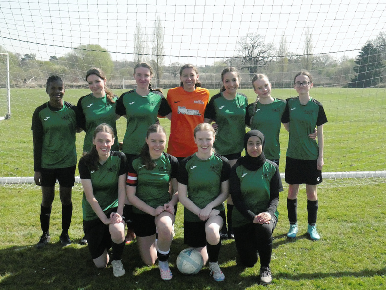 sol sixth form girls football.JPG