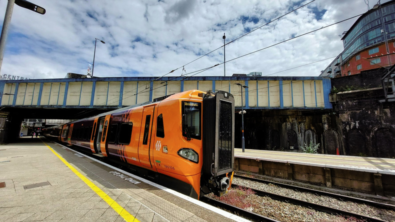 rail-timetables.jpg